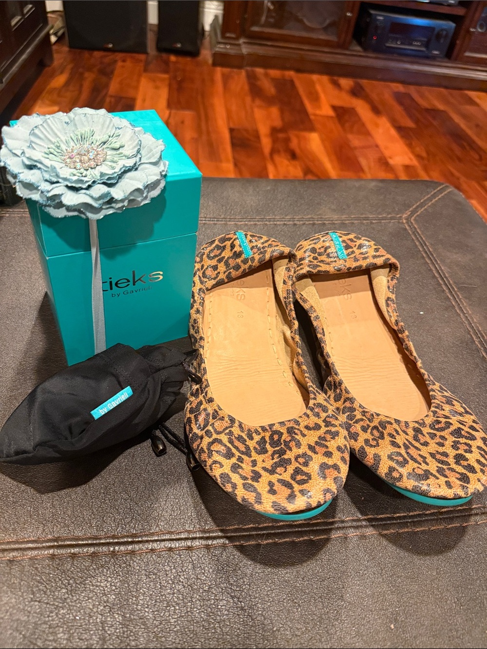 Size 13 women's Tieks Leopard Print Ballet Flats